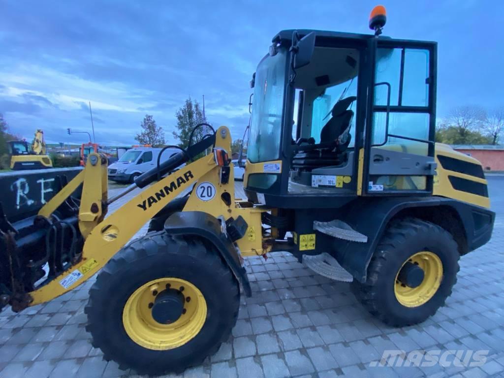 Yanmar V 100 Фронтальные погрузчики
