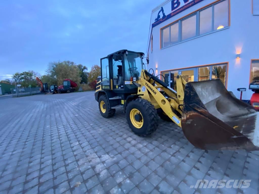 Yanmar V 100 Фронтальные погрузчики