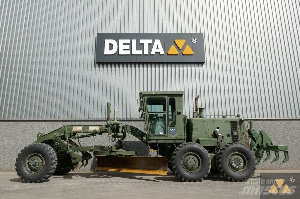 CAT 130G Ex-army Грейдеры