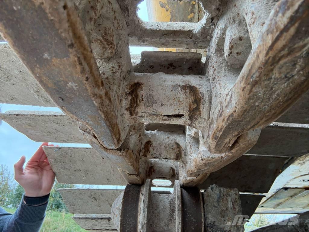 Komatsu PC 210 LC-8 Гусеничные экскаваторы