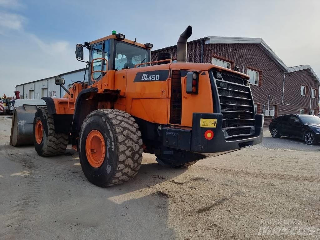 Doosan DL 450 Фронтальные погрузчики