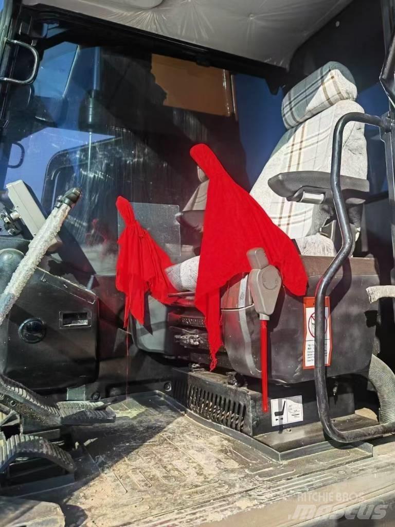 Sany 235C Гусеничные экскаваторы