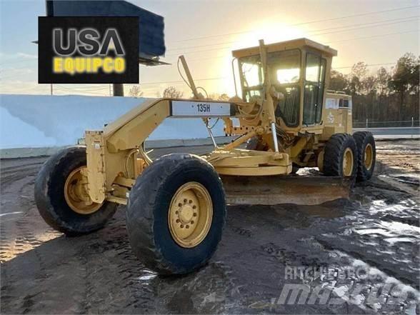CAT 135H Грейдеры