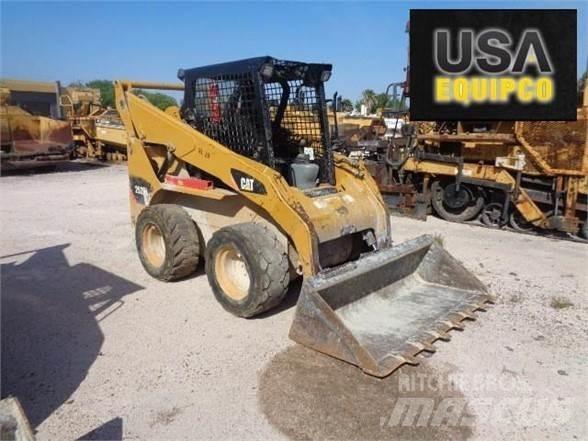 CAT 252B3 Мини-погрузчики