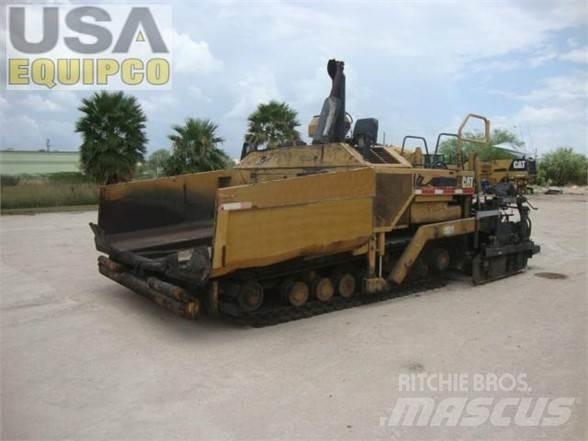 CAT AP-1050B Асфальтоукладчики