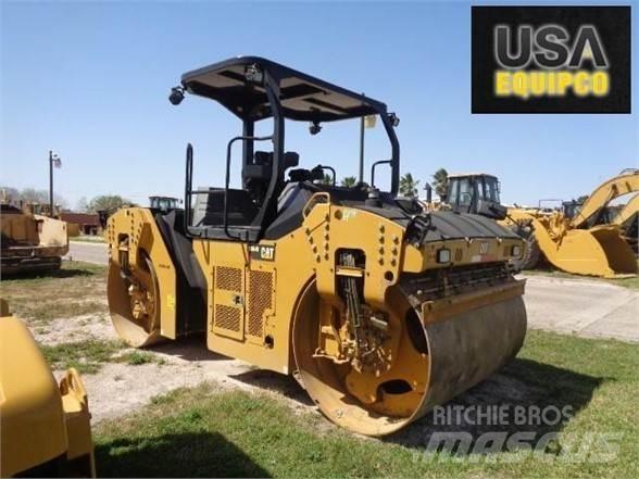 CAT CB64B Грунтовые катки