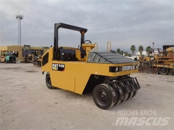 CAT PS-150C Пневматические катки