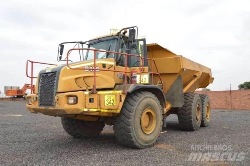 Bell B40D Шарнирно-сочленённые самосвалы