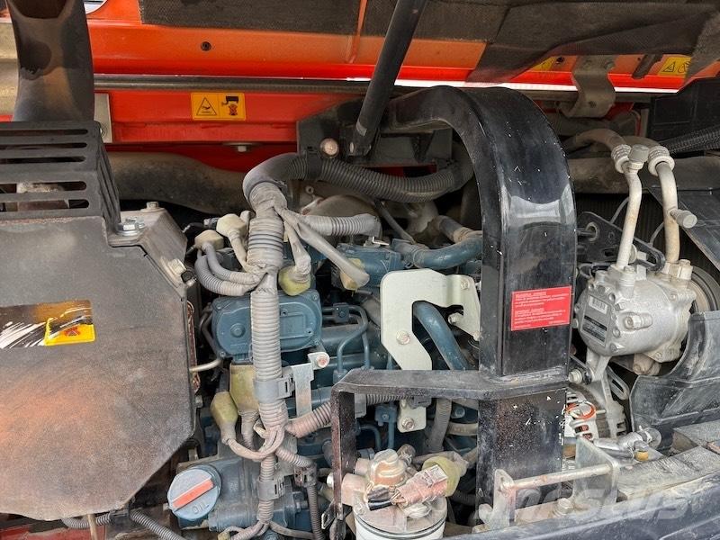 Kubota KX 080-4 Малые экскаваторы 7т-12т