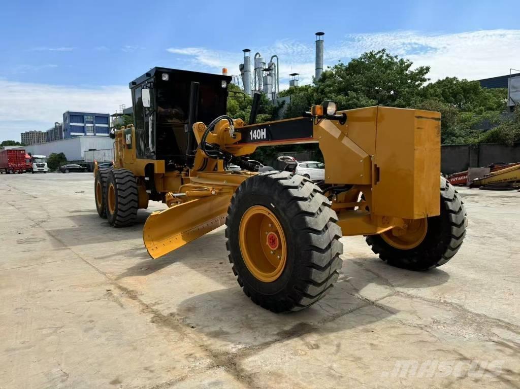 CAT 140H Грейдеры