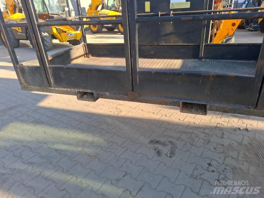 JCB kosz narzędziowy Компоненты строительной техники