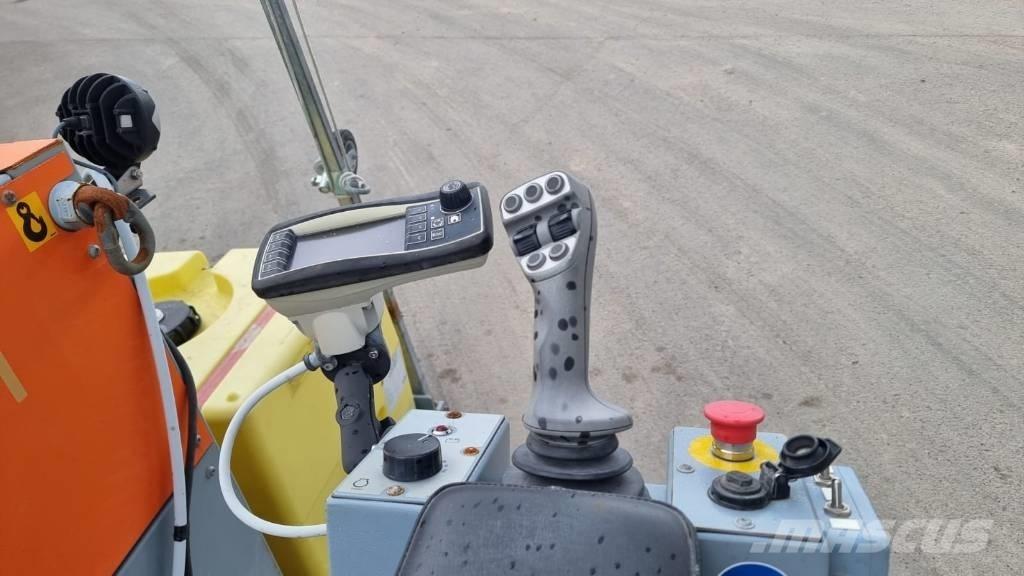  UNICUT 600 FLOOR SAW Бензорезы