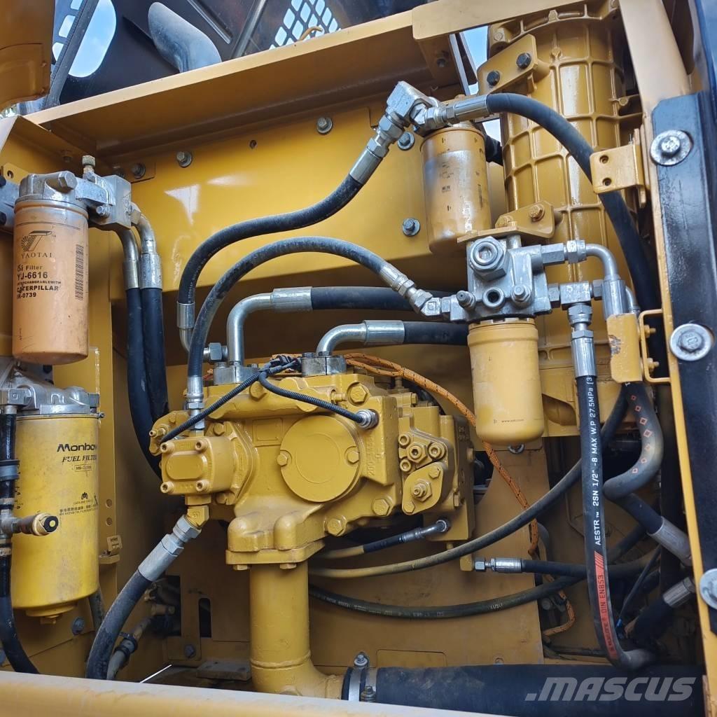 CAT 320 D Гусеничные экскаваторы