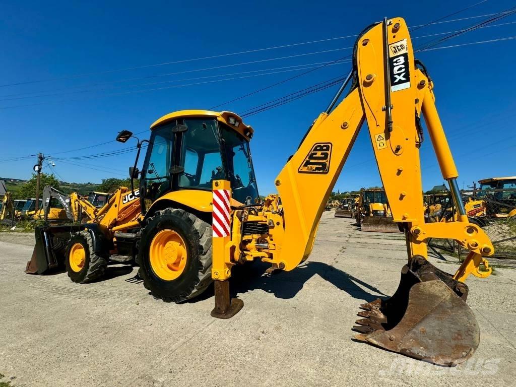 JCB 3CX Экскаваторы-погрузчики