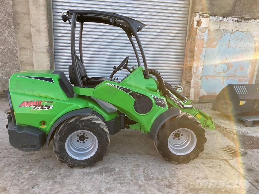 Avant 755 i Фронтальные погрузчики
