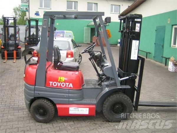 Toyota 6FG15 Газовые погрузчики