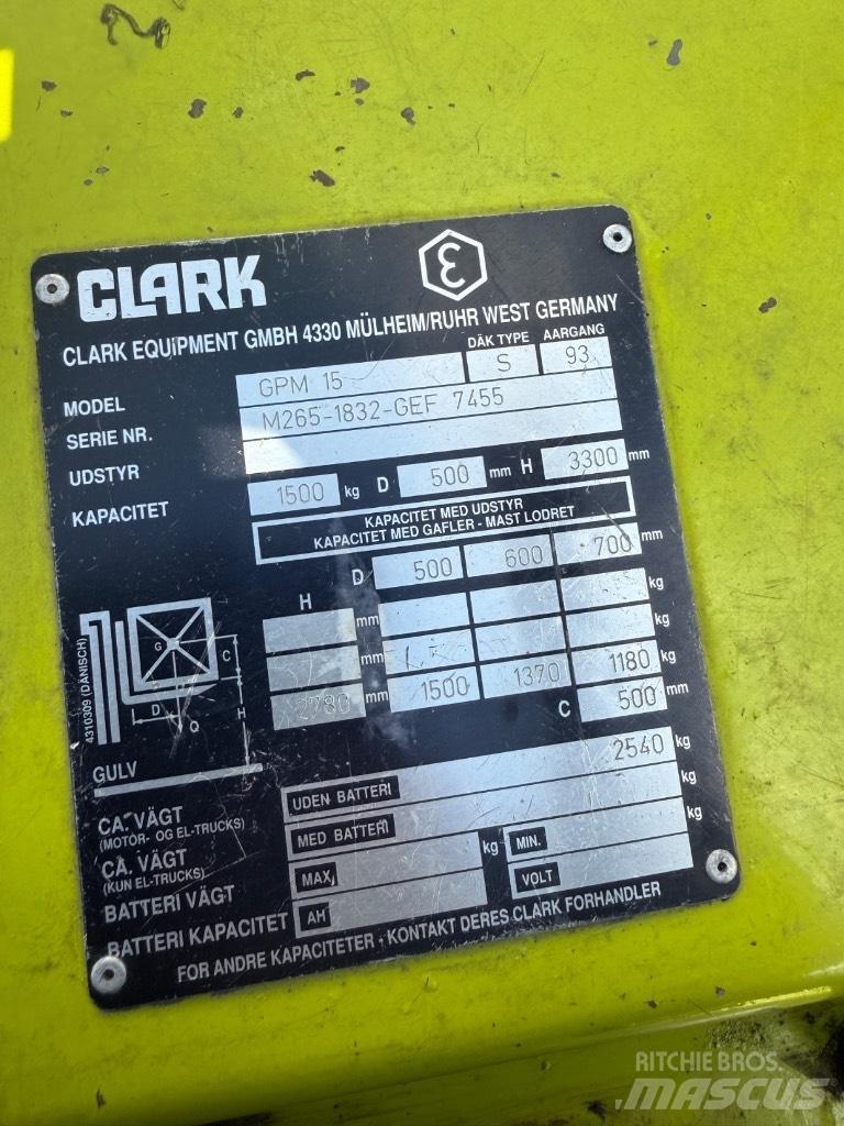 Clark GCM15 Газовые погрузчики