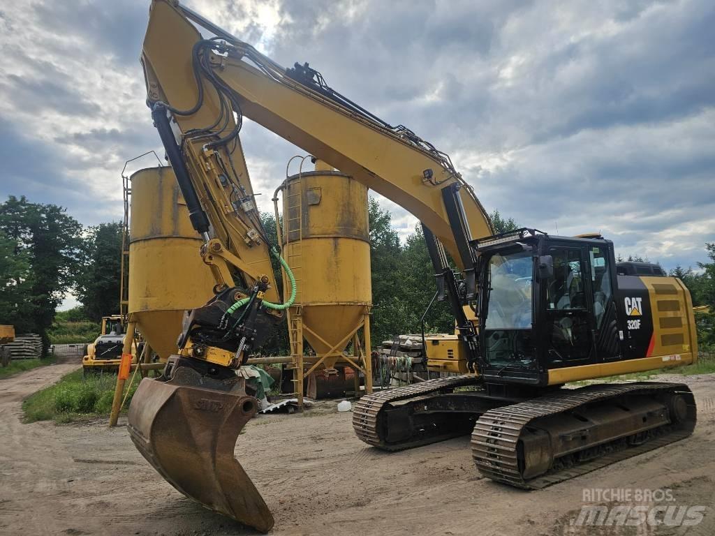 CAT 320FL Гусеничные экскаваторы