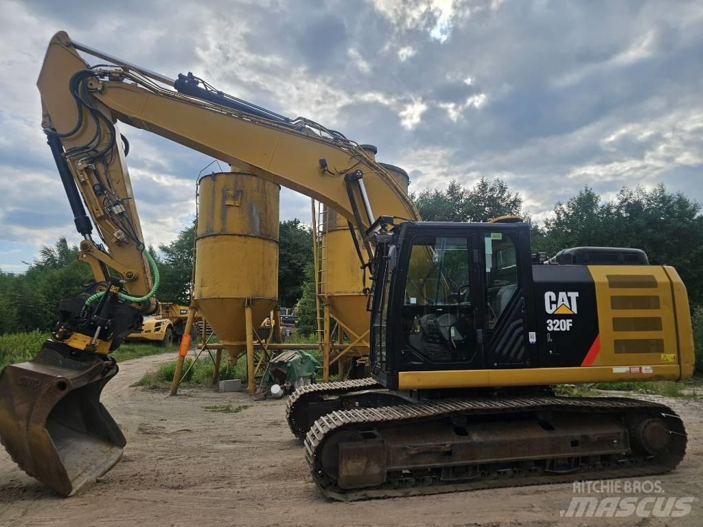 CAT 320FL Гусеничные экскаваторы