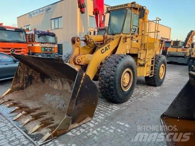 CAT 966D Фронтальные погрузчики