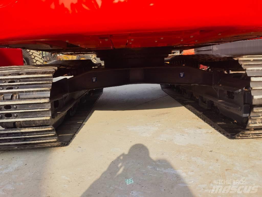 Doosan DX 140 Гусеничные экскаваторы