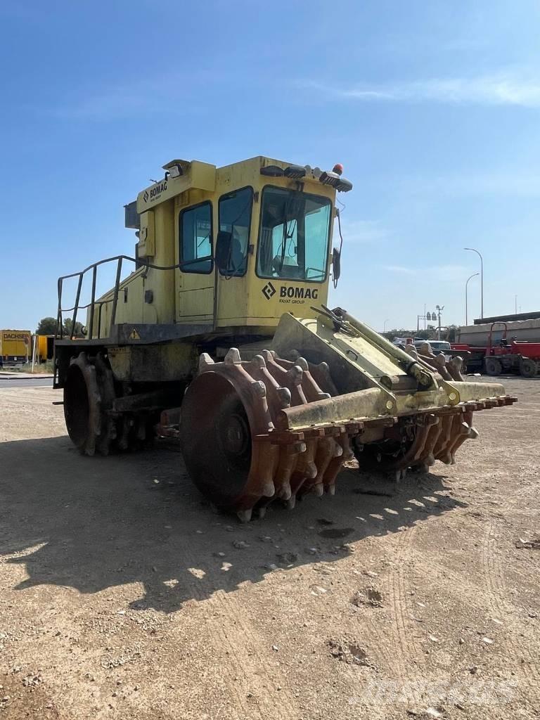 Bomag BC 572 RB Уплотнители для закладки отходов