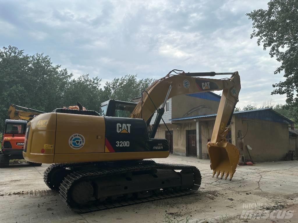 CAT 320D Гусеничные экскаваторы