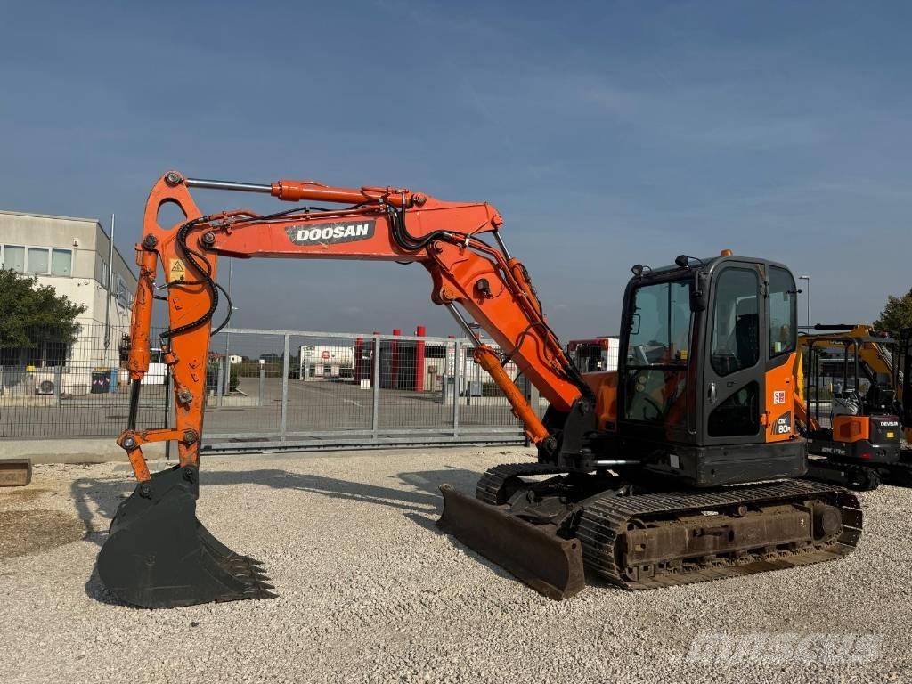Doosan DX 80 R Малые экскаваторы 7т-12т