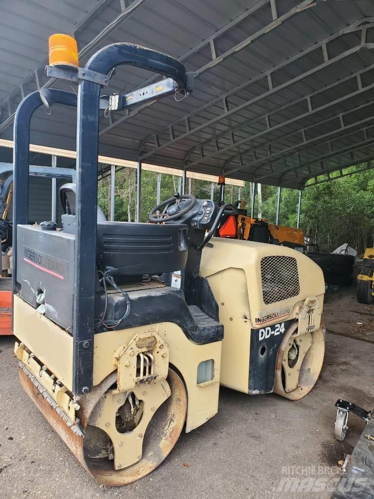 Ingersoll Rand DD 24 Катки тротуарные
