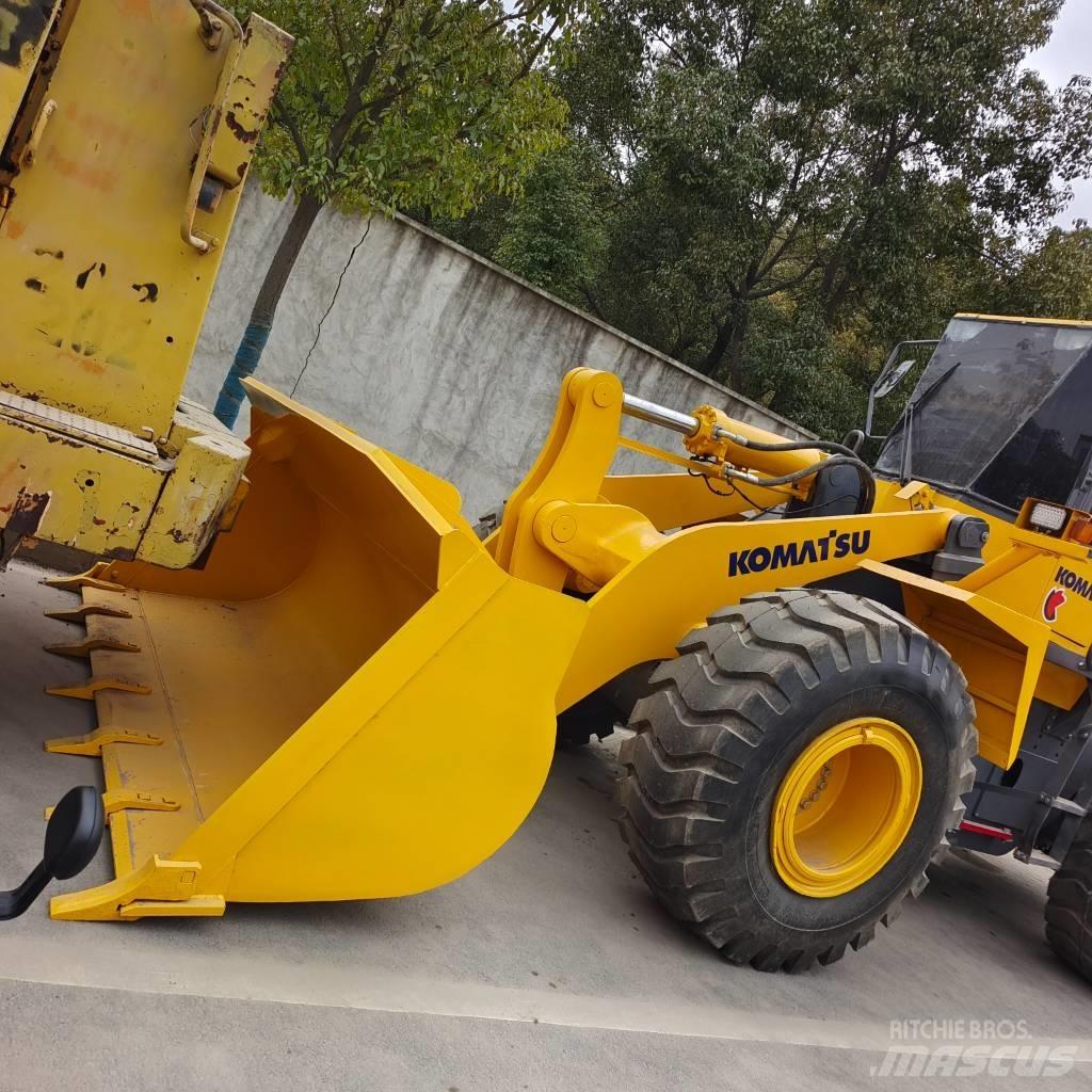 Komatsu WA 380-3 Фронтальные погрузчики