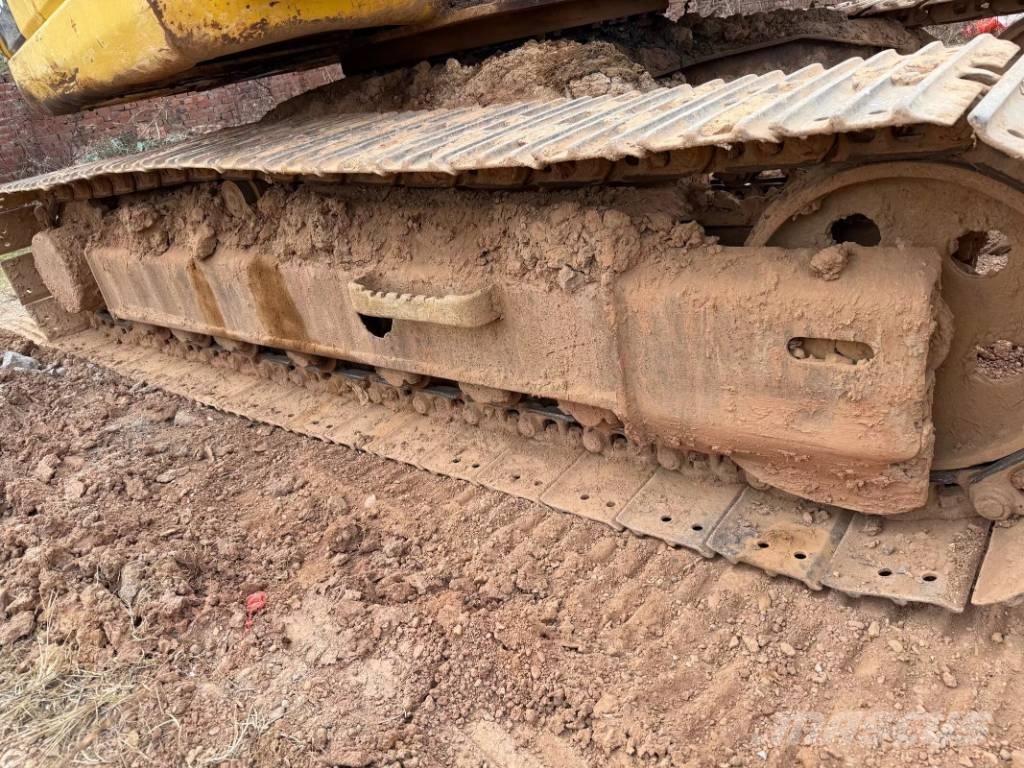 Komatsu PC 120-8 Гусеничные экскаваторы