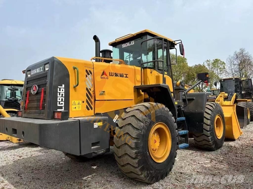 SDLG 956L Фронтальные погрузчики