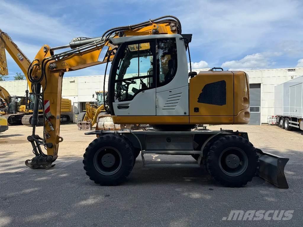 Liebherr A918 Колёсные экскаваторы