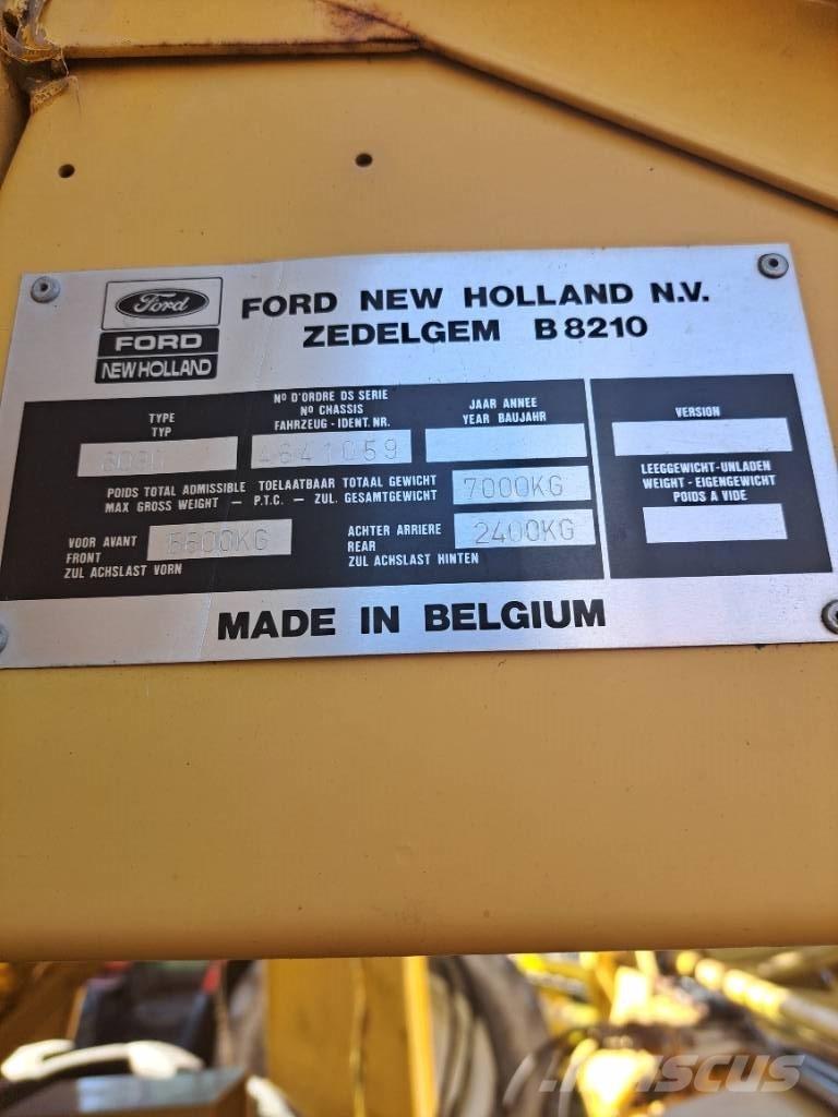 New Holland 8030 H Зерноуборочные комбайны