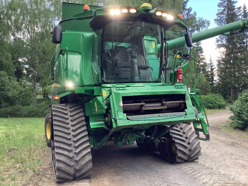 John Deere T 670 Зерноуборочные комбайны