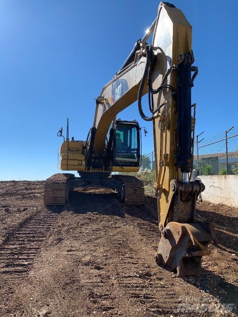 CAT 320 D L Гусеничные экскаваторы