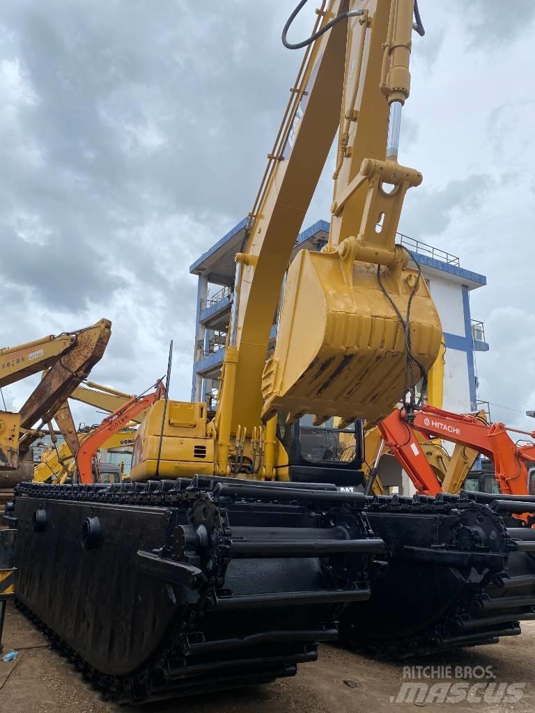 CAT 320 C Экскаваторы-амфибии