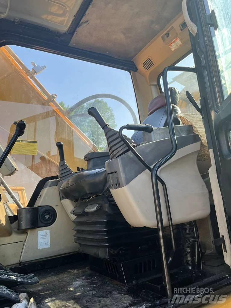CAT 320 C L Гусеничные экскаваторы