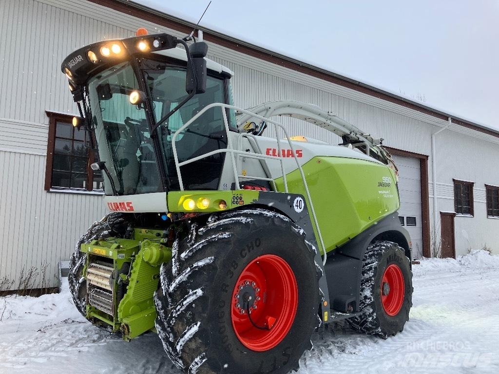 CLAAS Jaguar 950 Самоходные кормоуборочные комбайны