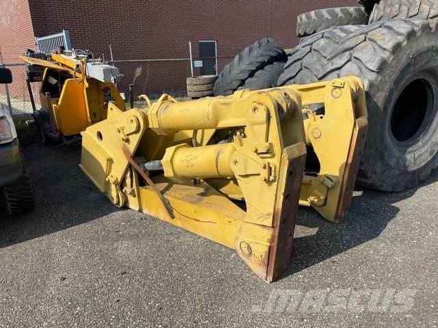 CAT D 8 R Ripper Компоненты строительной техники
