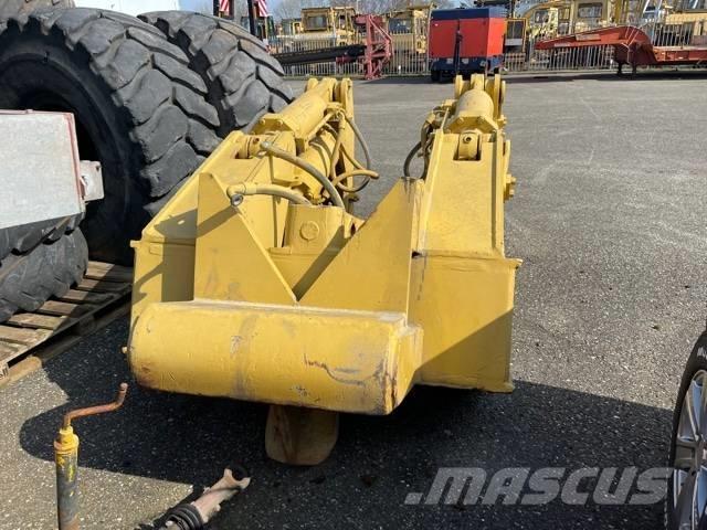 CAT D 8 R Ripper Компоненты строительной техники