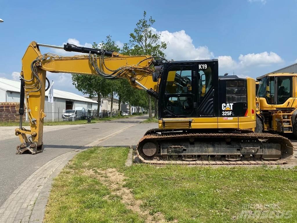 CAT 325F Гусеничные экскаваторы
