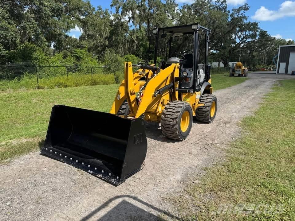 CAT 903 C2 Фронтальные погрузчики