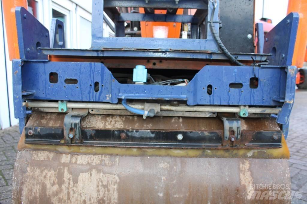 Ammann AV 23 E Катки тротуарные