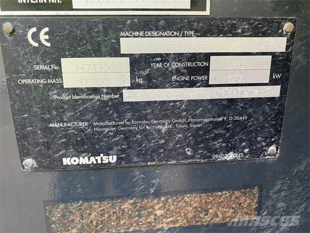 Komatsu WA320-8EO Фронтальные погрузчики