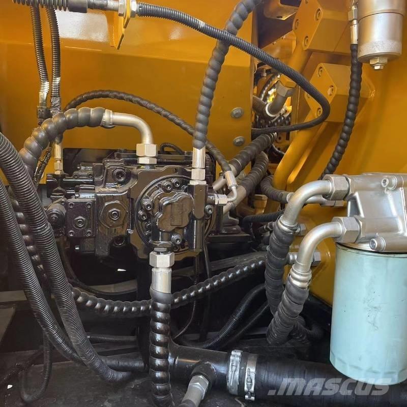 Sany SY 135 Гусеничные экскаваторы