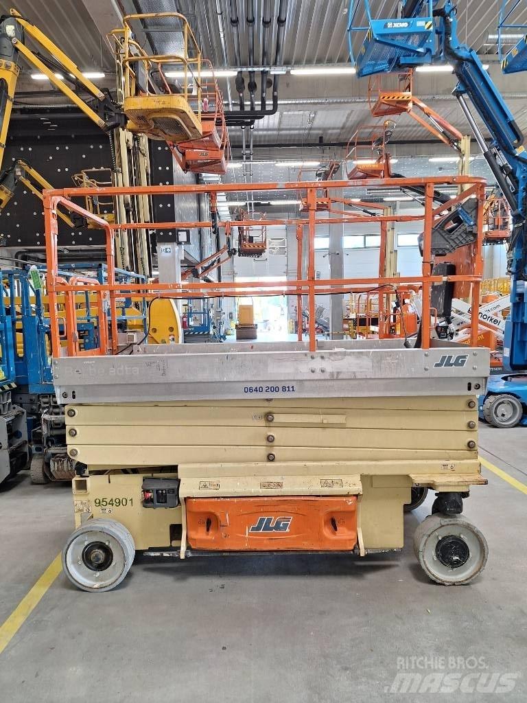 JLG 2646 ES Ножничные подъемники
