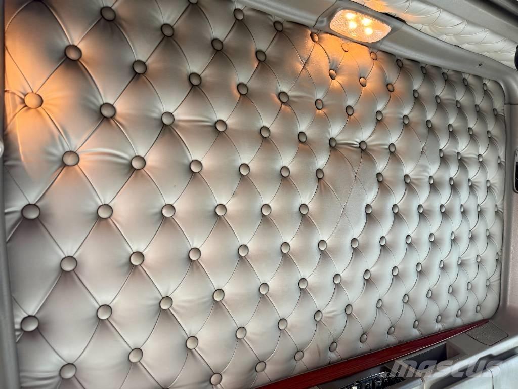 Kenworth W 900 Седельные тягачи