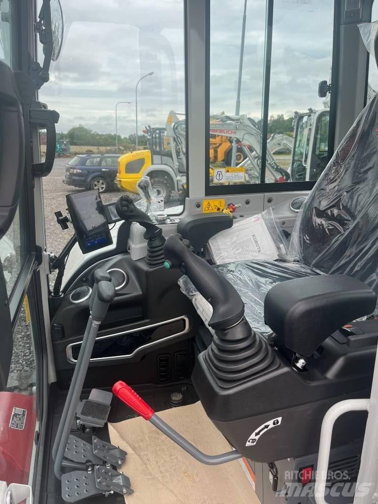 Takeuchi TB350R Мини-экскаваторы