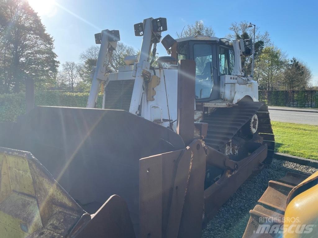 CAT D8T LGP Гусеничные бульдозеры